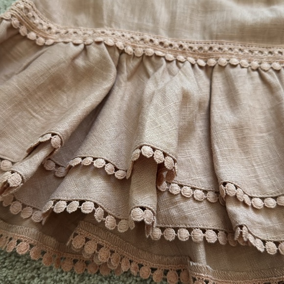 NWOT Express Ruffle Mini Skirt - Picture 2 of 3